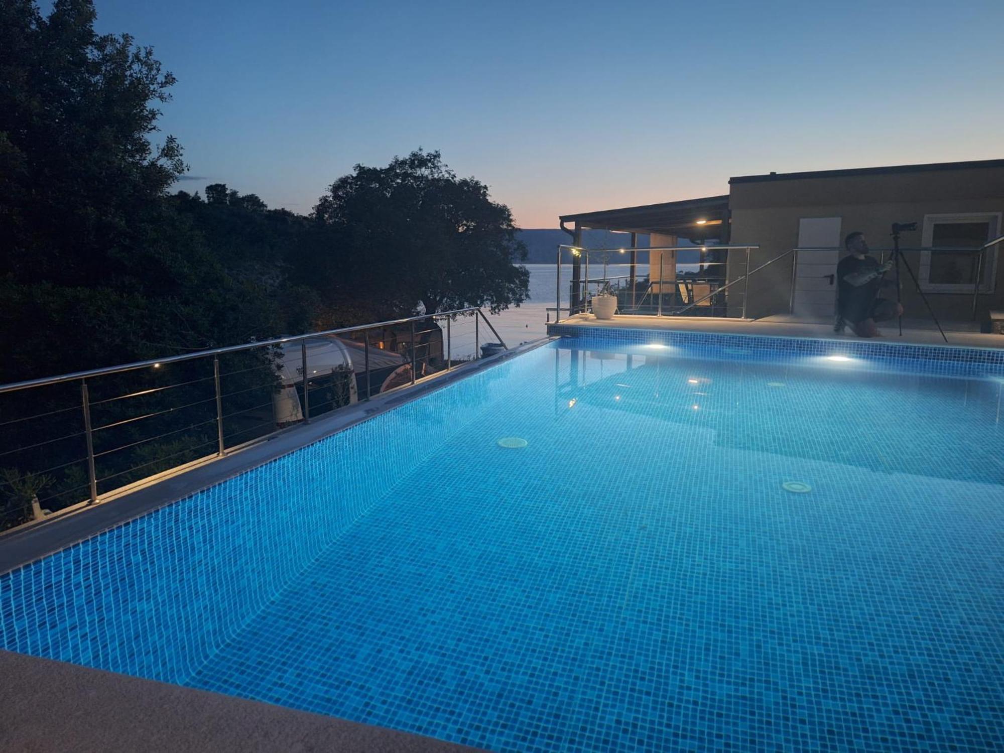 Boora Glamp Experience & Heated Infinity Pool Hotel Senj  Exterior foto
