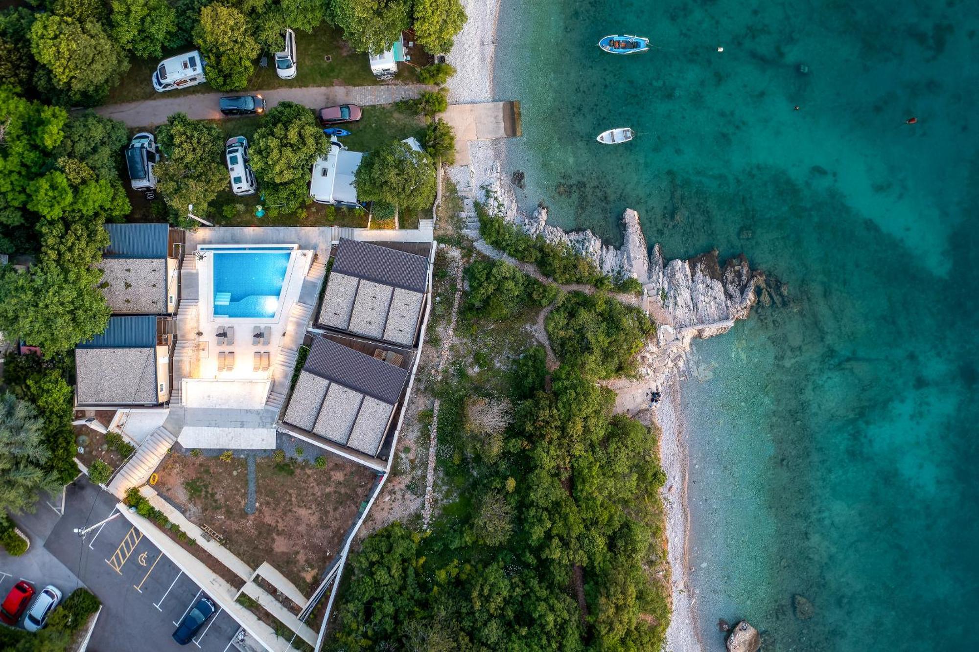 Boora Glamp Experience & Heated Infinity Pool Hotel Senj  Exterior foto